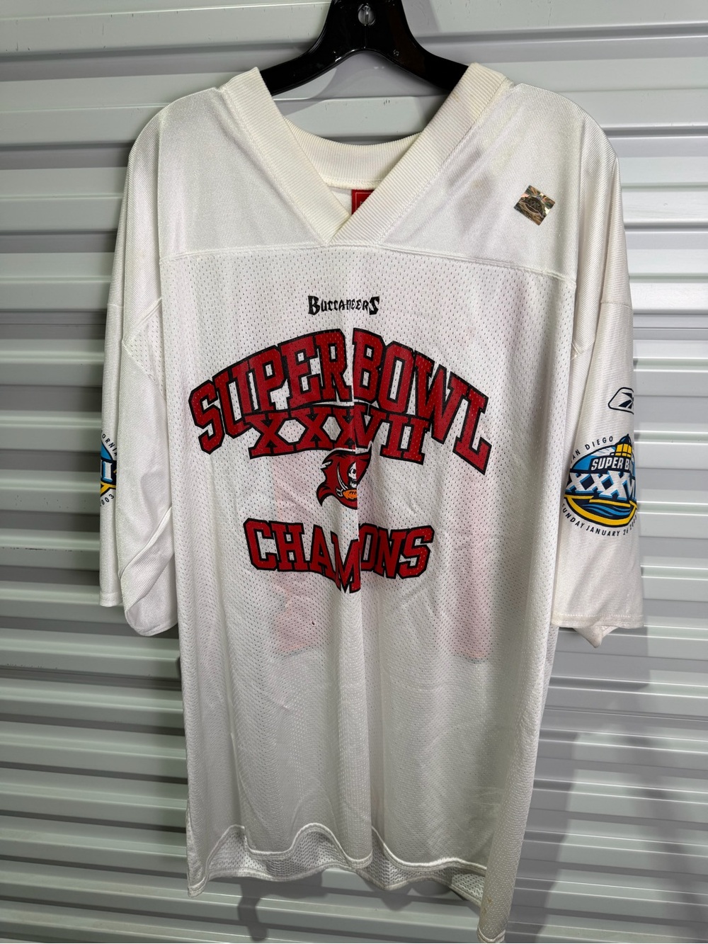 Super Bowl 37 NFL XXXVII Bucs Vs Raiders size XL